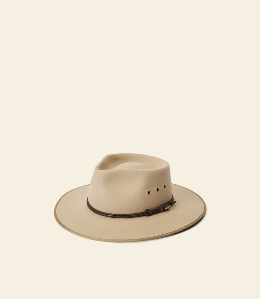 chapeau de cow-boy akubra