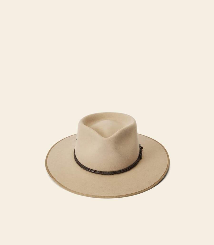 chapeau de cow-boy akubra