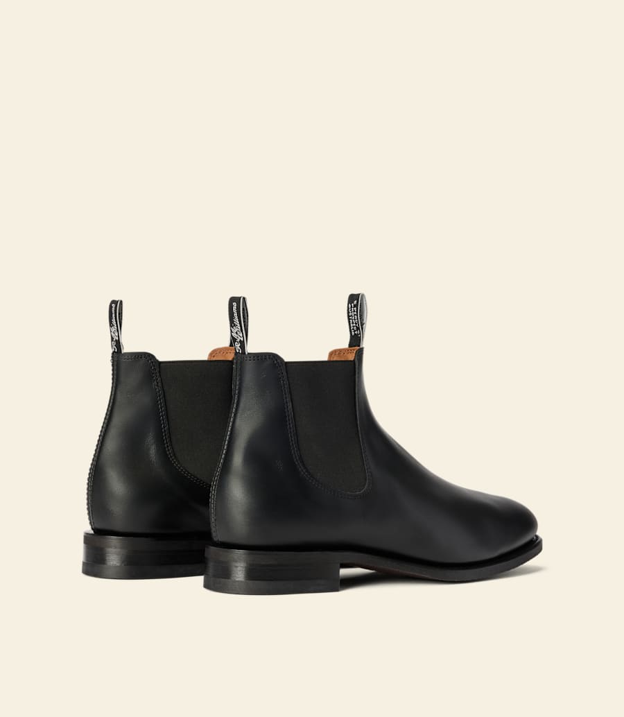 bottes dextérieur – cuir noir pour poulain dun an
