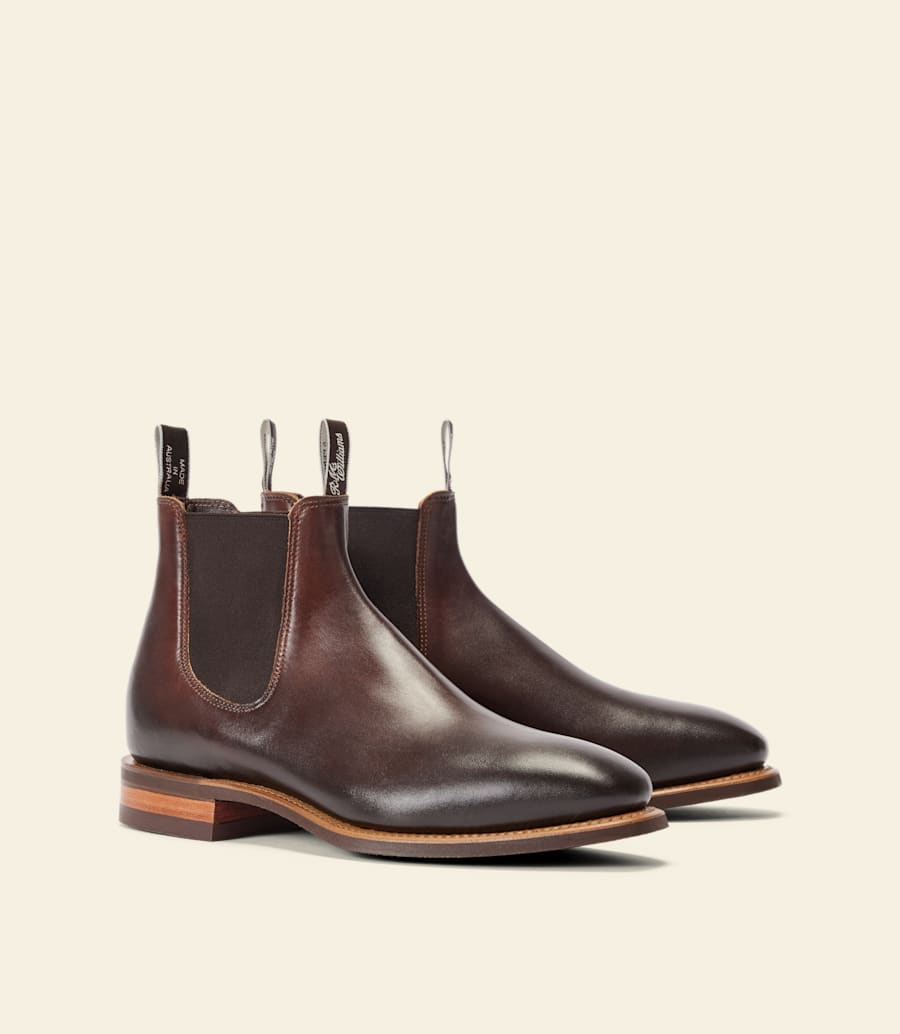 bottes artisanales – cuir bordeaux patiné