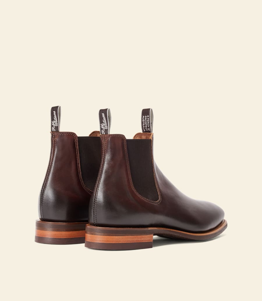 bottes artisanales – cuir bordeaux patiné